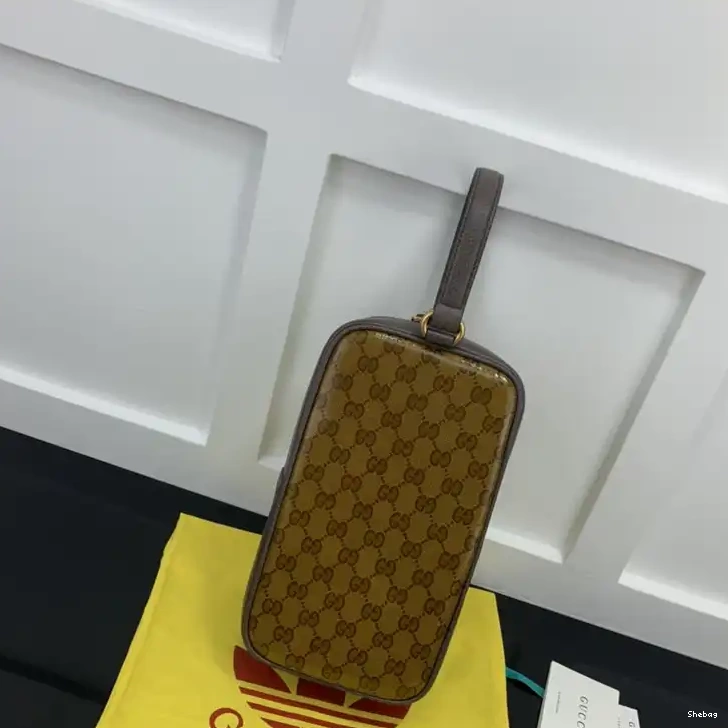 2210YA0159 Gucci Bag 0824